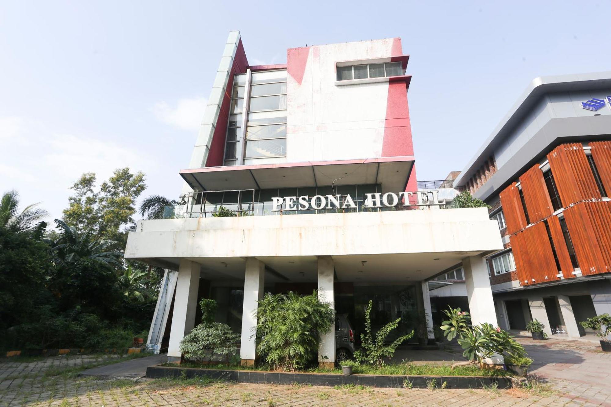 Collection O Hotel Pesona Cikarang Near Pollux Mall Exterior photo